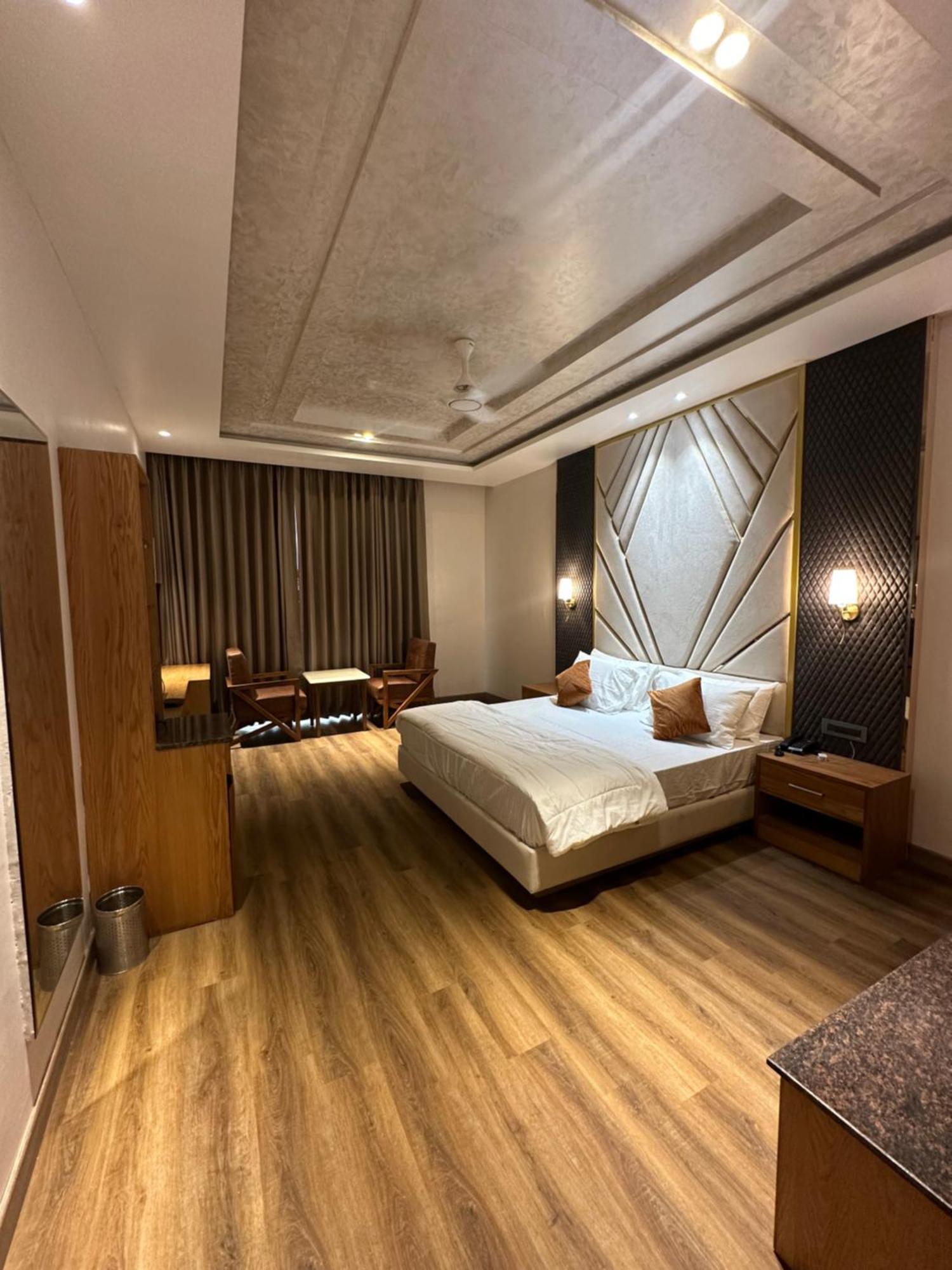 Mayur Simran Rajpura Exterior photo